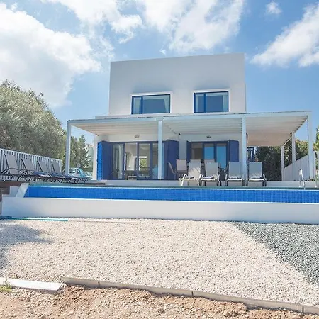 Ioanni Helios - Stunning 4 Bedroom - Few Minutes Drive To Fig Tree Bay Протарас